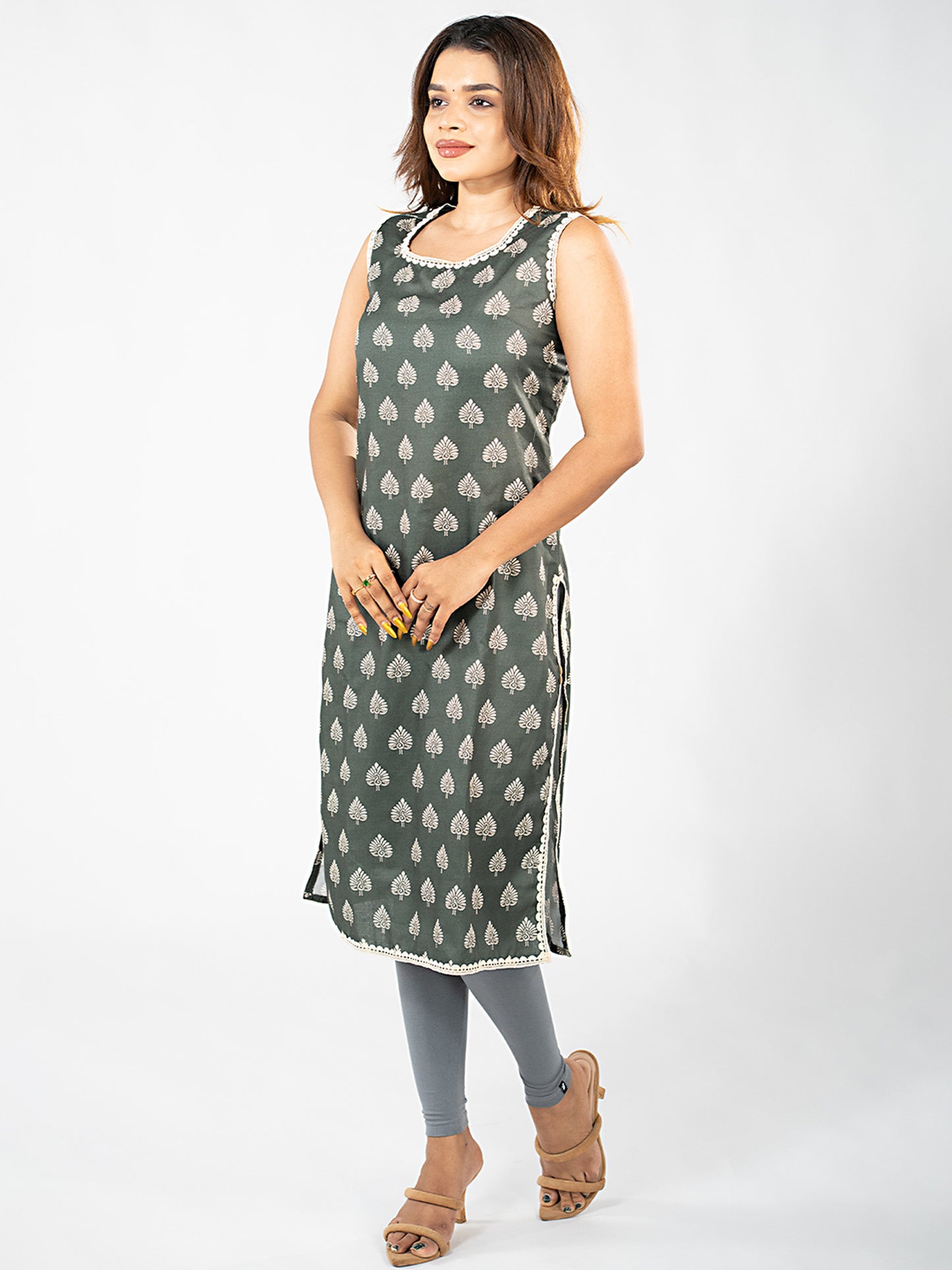 Peacock Lace Kurta in Teal Green — side view